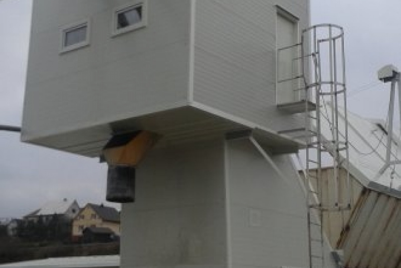  Opláštenie budov / Výroba oceľovej konštrukcie a opláštenie betonárky - Čierné - foto