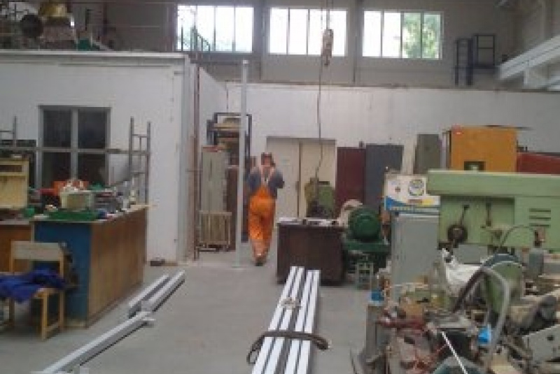  Opláštenie budov / Výstavby pracovísk - TECHNICKÁ UNIVERZITA KE - foto