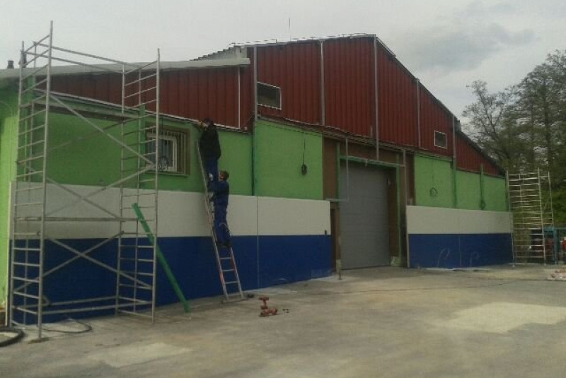  Opláštenie budov / Rekonštrukcia haly KARTON s.r.o - Prievidza - foto