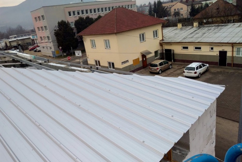  Opláštenie budov / Kecskemét - foto