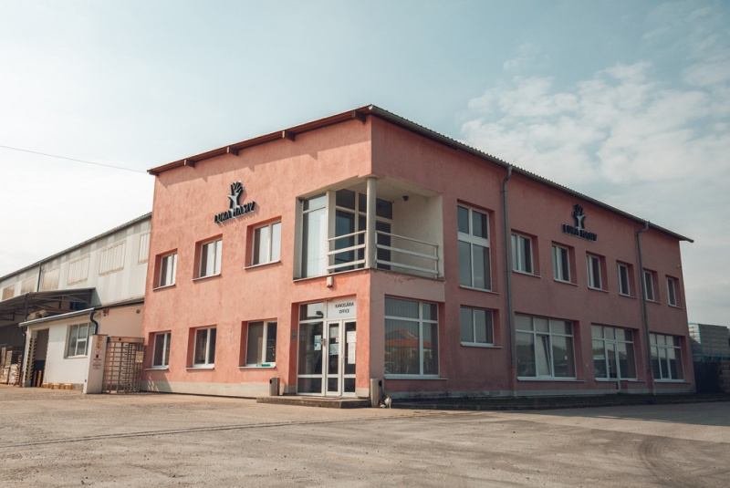  Opláštenie budov / Lukamasív s.r.o Kriváň - foto