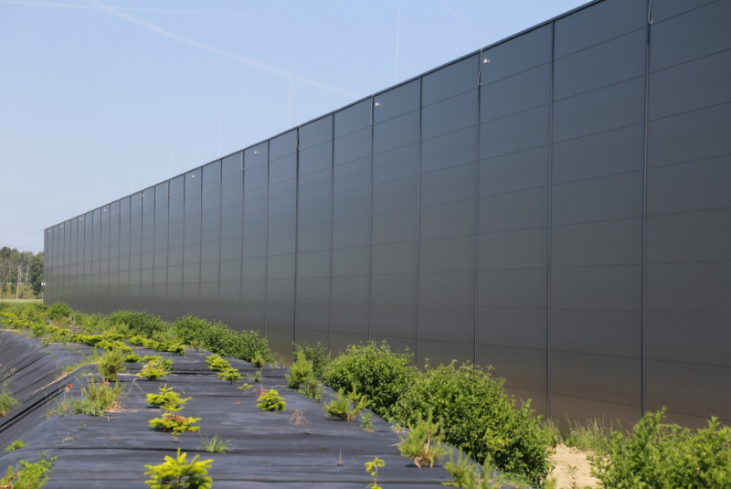 Strešné panely - s viditeľným spojom / Stenový sendvičový panel PIR Standard - video Strešné panely - s viditeľným spojom / Stenový sendvičový panel PIR Standard - video