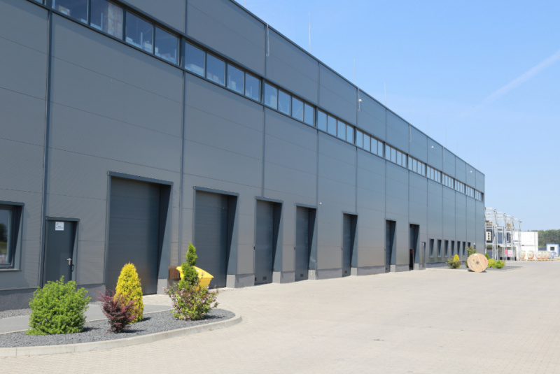 Strešné panely - s viditeľným spojom / Stenový sendvičový panel PIR Standard - video Strešné panely - s viditeľným spojom / Stenový sendvičový panel PIR Standard - video