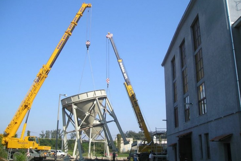 Projektovanie, výroba a montáž technologických zariadení / Rekonštrukcia a montáž síl pre prekládku cementu – Onga Maďarsko - foto