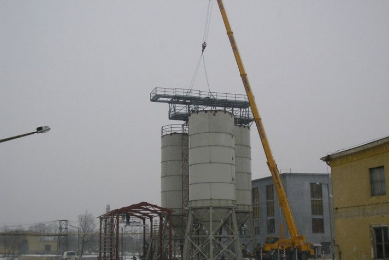  Projektovanie, výroba a montáž technologických zariadení / Rekonštrukcia a montáž síl pre prekládku cementu – Onga Maďarsko - foto