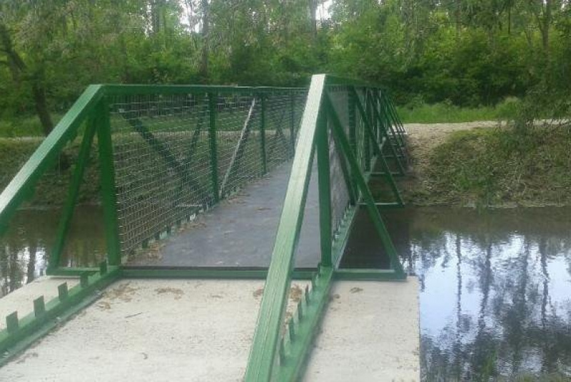  Zákazková výroba oceľových konštrukcii / Cyklistické mosty – Vozokany - foto