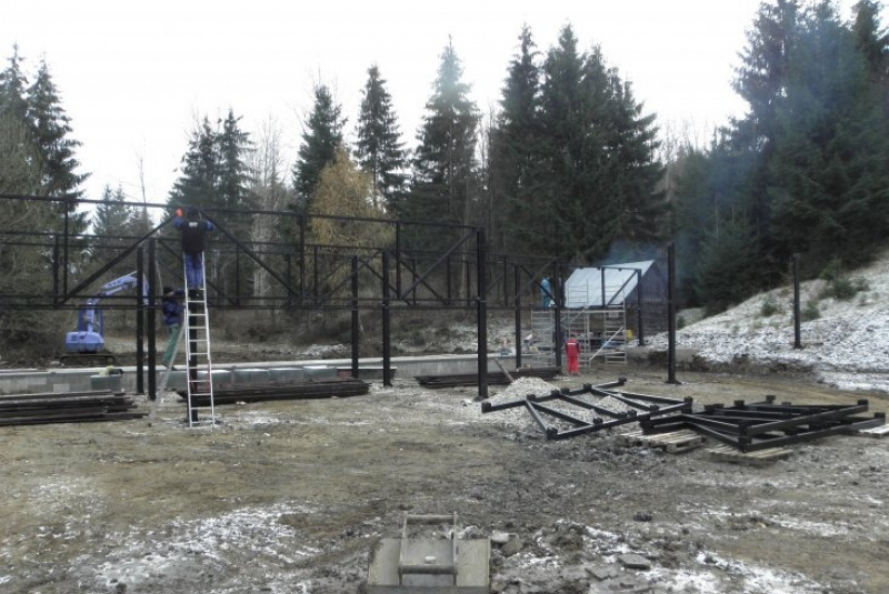  Zákazková výroba oceľových konštrukcii / Oceľová konštrukcia – Biatlonová Strelnica – Králiky - foto
