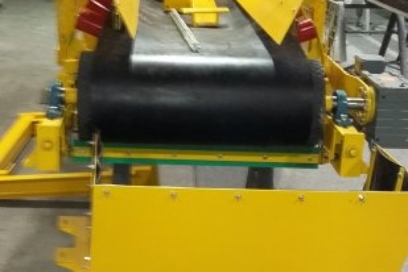  Projektovanie, výroba a montáž technologických zariadení / Výroba Dopravníka 800-4200 - TRANSUNIT - foto