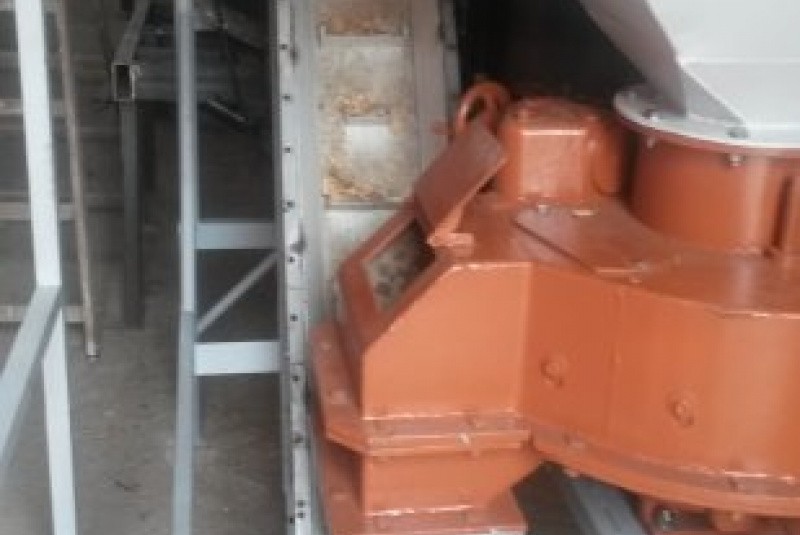  Projektovanie, výroba a montáž technologických zariadení / Výroba rebrového dopravníka - ECOGLOBAL - Moldava n Bodvou - foto