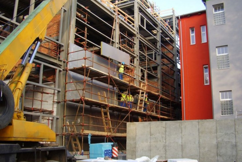  Opláštenie budov / Montáž stenových panelov - Leopoldov - foto