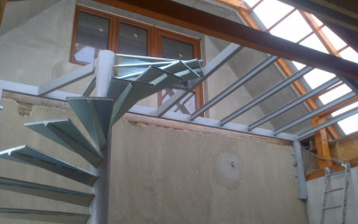 Točité schody – Rodinný dom Rožňava